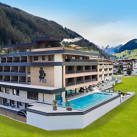 Hotel Tirolerhof 4 Sterne Superior تكس المظهر الخارجي الصورة