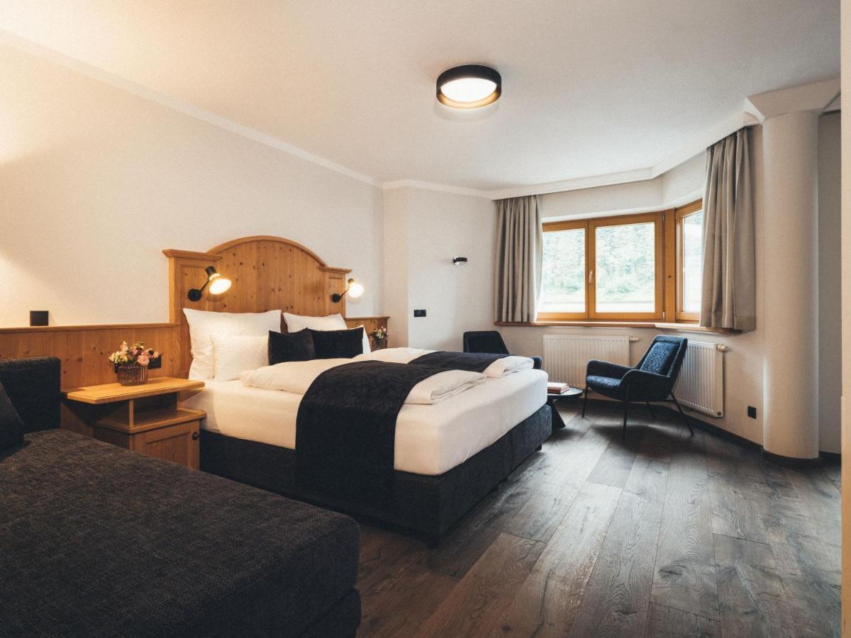 Hotel Tirolerhof 4 Sterne Superior تكس المظهر الخارجي الصورة